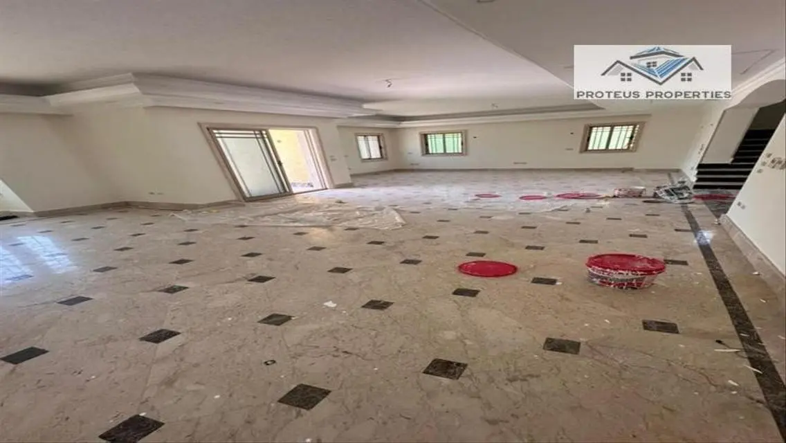 Luxury Villa for Sale with 750 Square Meters in the Heart of the City
