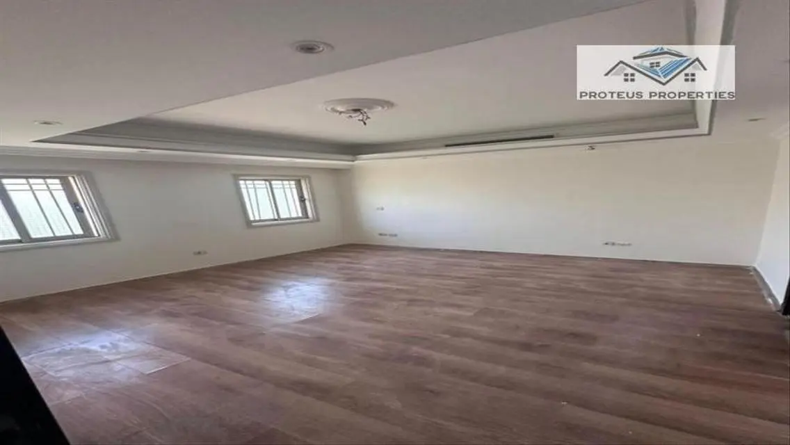 Luxury Villa for Sale with 750 Square Meters in the Heart of the City