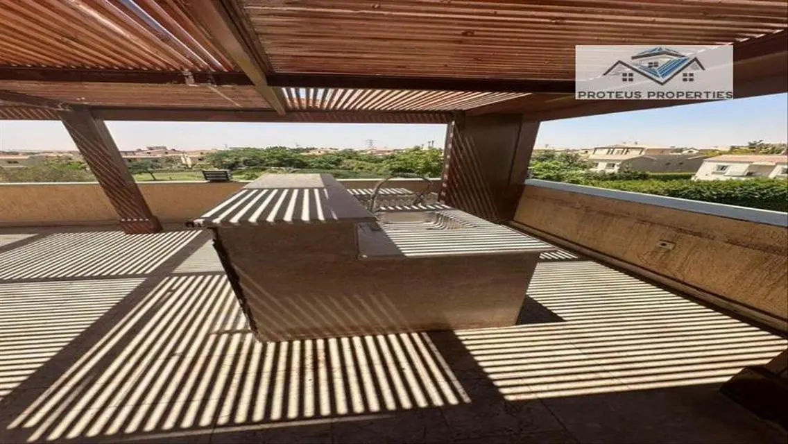 Luxury Villa for Sale with 750 Square Meters in the Heart of the City