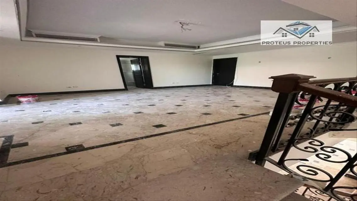 Luxury Villa for Sale with 750 Square Meters in the Heart of the City
