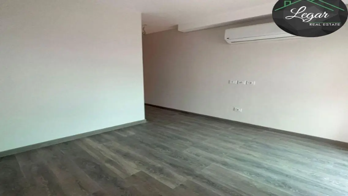 Spacious Apartment in Zed 10
