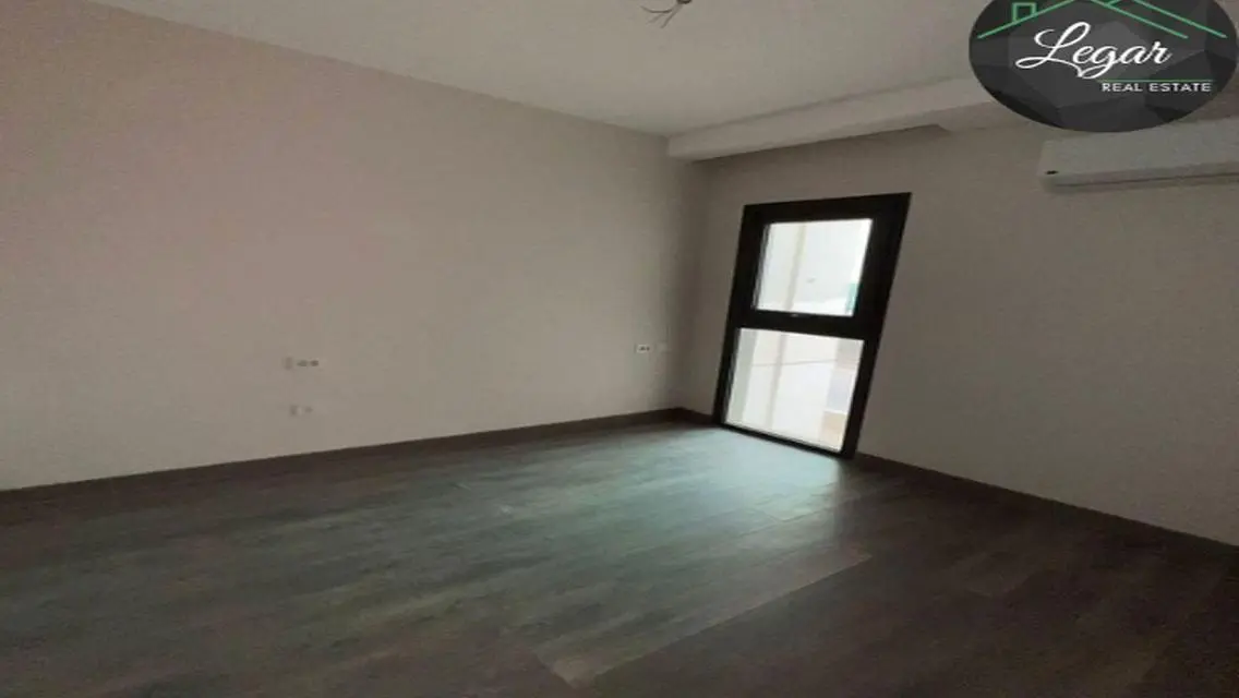 Spacious Apartment in Zed 10