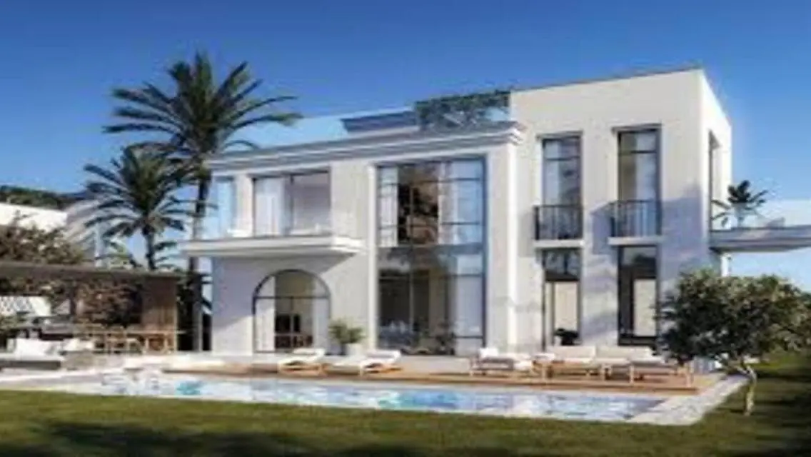 Unmatched Luxury: Apartment for Sale with 900 Square Meters in the Heart of the City