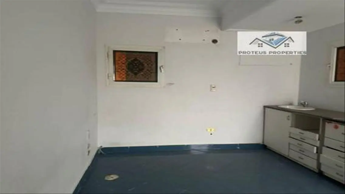 Luxury Apartment with 4 Bedrooms and 1500 Sqm