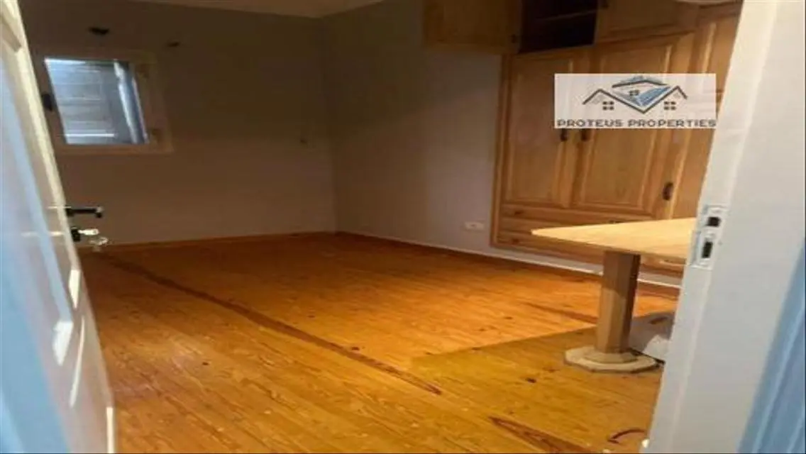 Luxury Apartment with 4 Bedrooms and 1500 Sqm