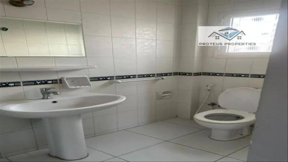 Luxury Apartment with 4 Bedrooms and 1500 Sqm