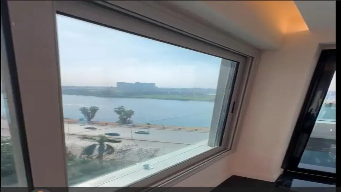 Luxury Apartment with Stunning Views and Premium Amenities