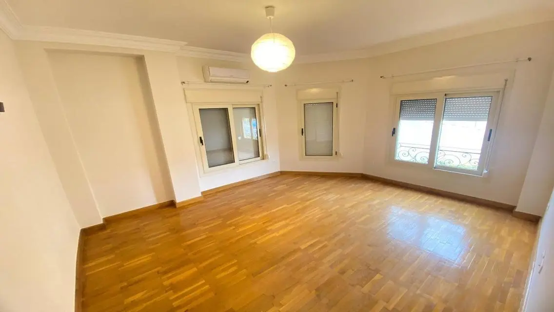 Luxury 3-Bedroom Apartment in a Prime Location
