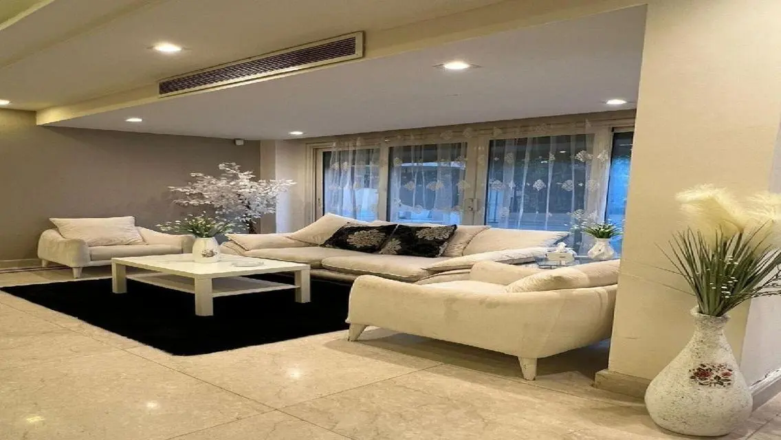Luxury 4-Bedroom Villa with Private Pool in Grand Residence
