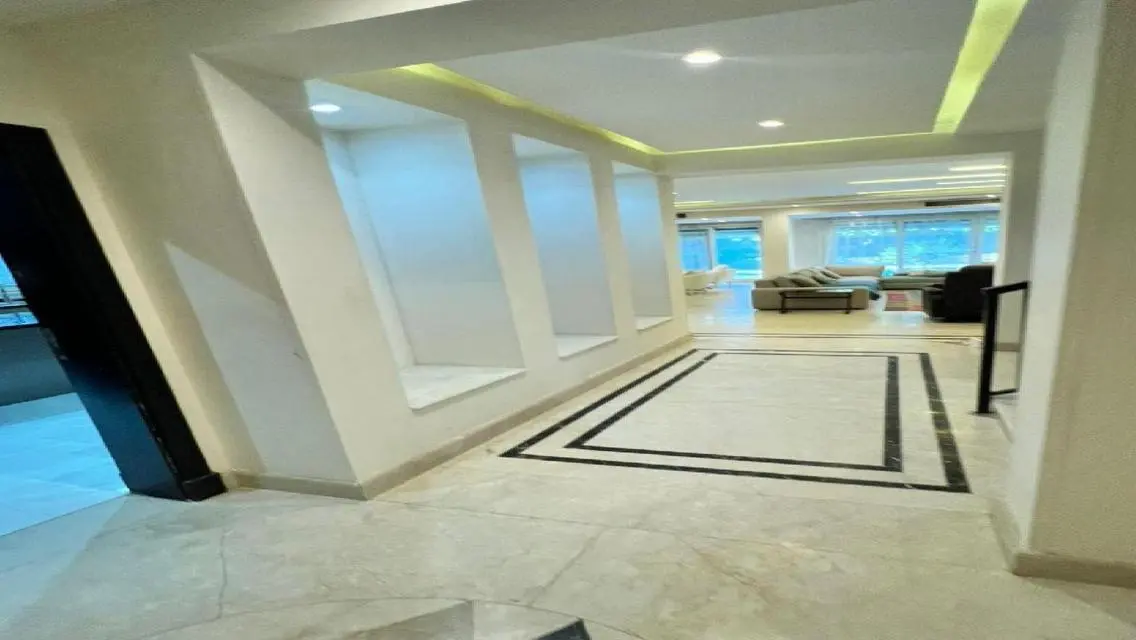 Luxury 4-Bedroom Villa with Private Pool in Grand Residence
