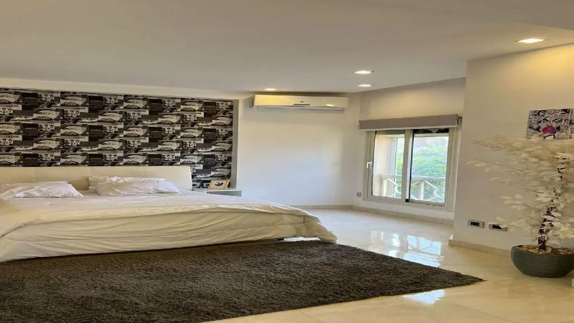 Luxury 4-Bedroom Villa with Private Pool in Grand Residence