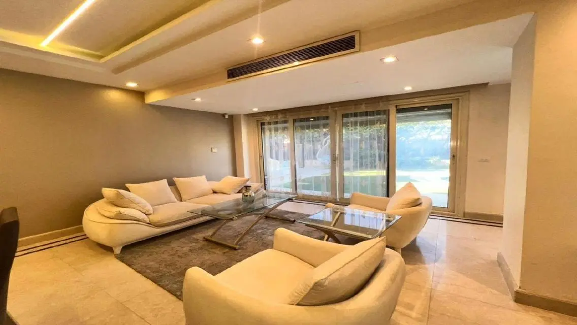 Luxury 4-Bedroom Villa with Private Pool in Grand Residence