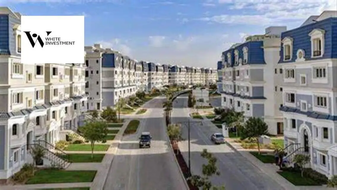 شقة رائعة ثلاث غرف نوم للبيع بجوار البحيرة