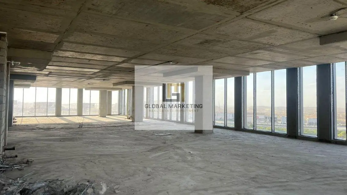 600m² Office for Rent
