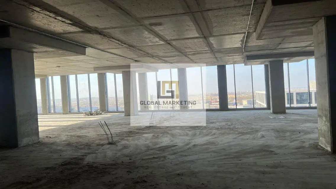 600m² Office for Rent