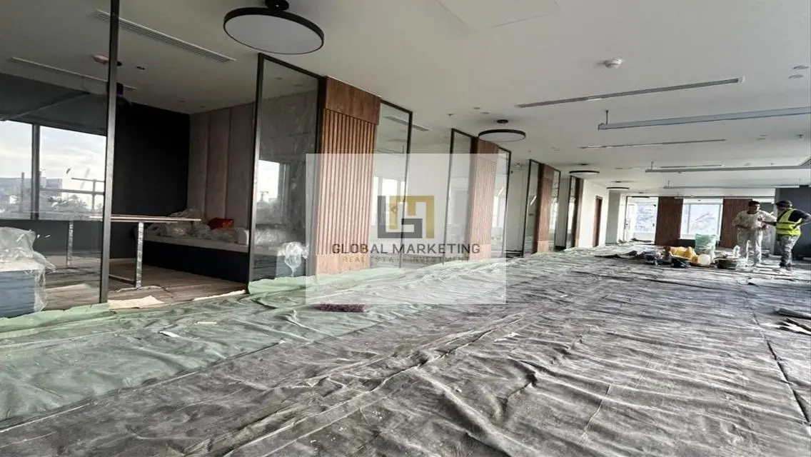 Modern Office for Rent - 700 Square Meters