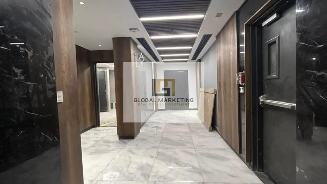 Modern Office for Rent - 700 Square Meters