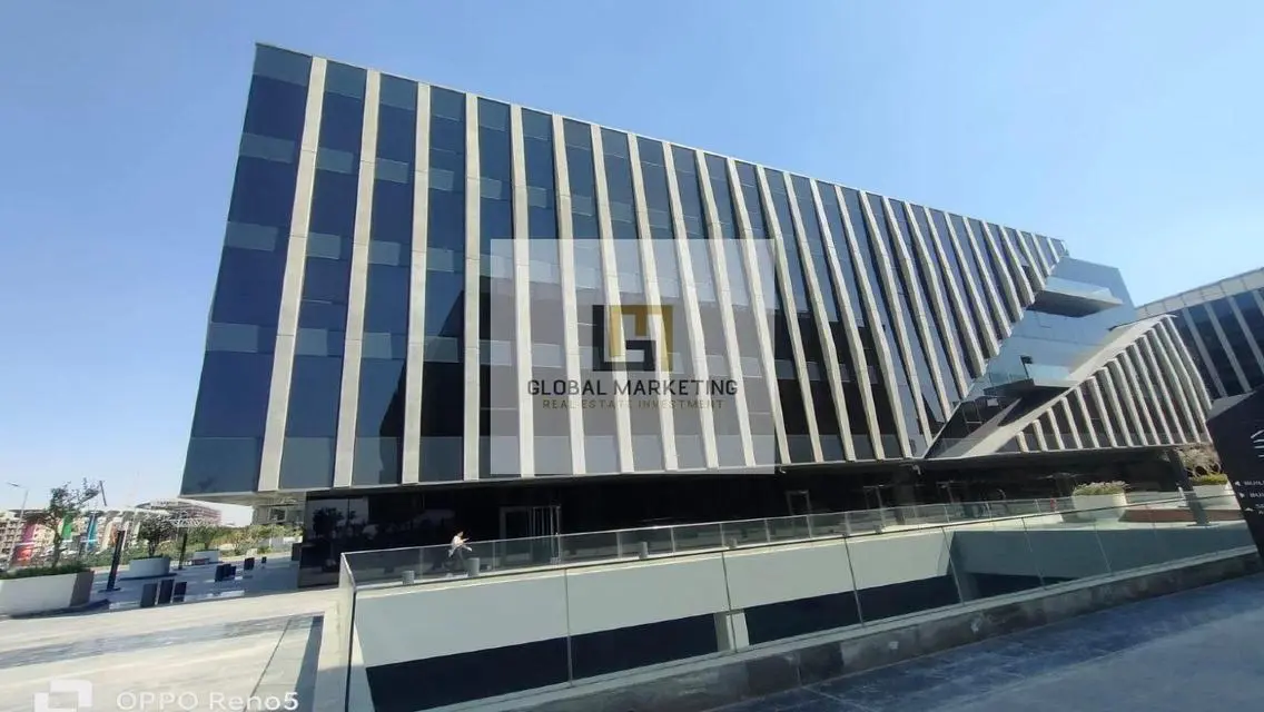 Office for Rent - 240 Square Meters in the Heart of the City
