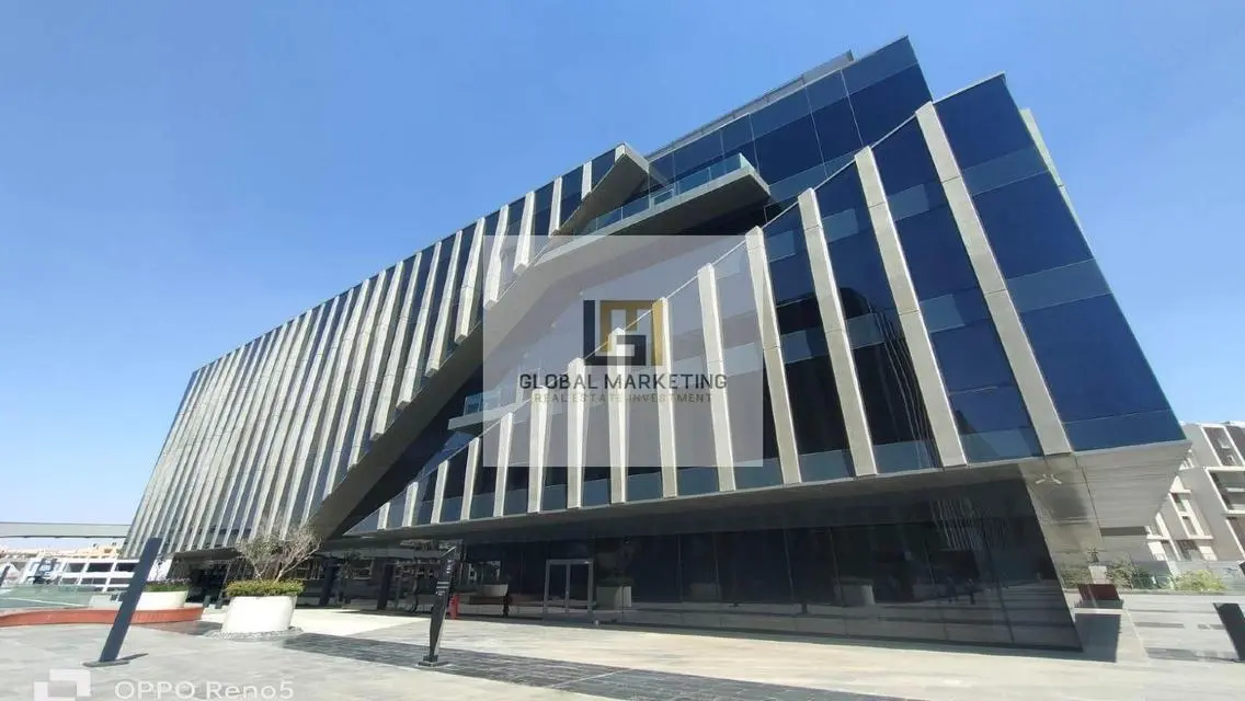 Office for Rent - 240 Square Meters in the Heart of the City