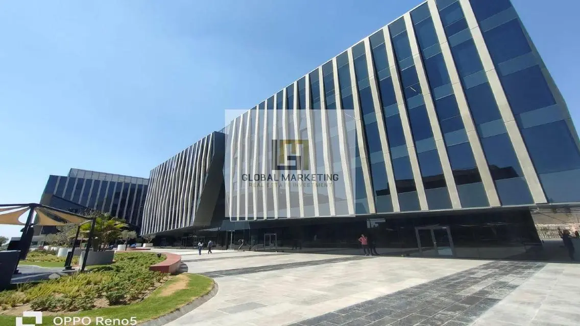 Office for Rent - 240 Square Meters in the Heart of the City