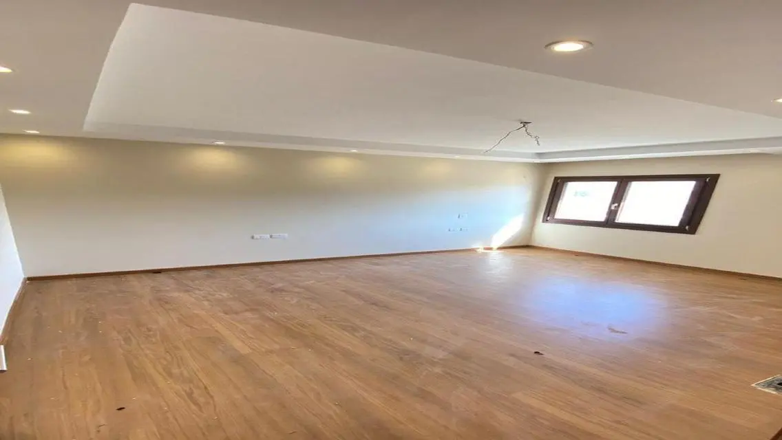 Luxury Apartment with Private Garden and Shared Pool