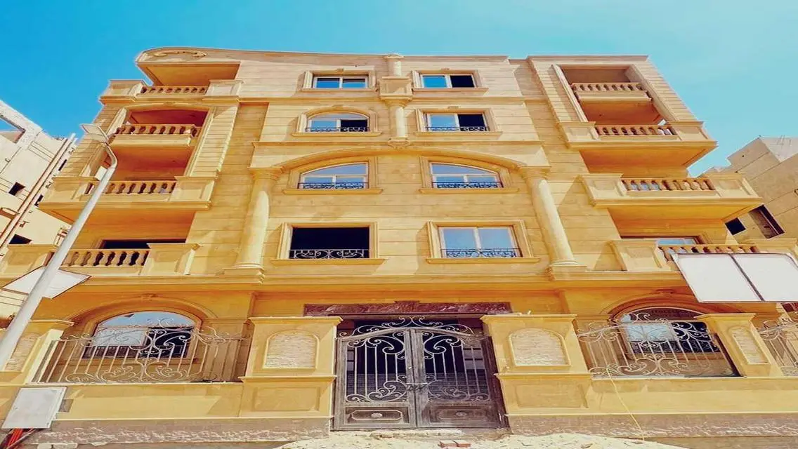 استلم شقتك في أفضل موقع بمنطقة مفيدة