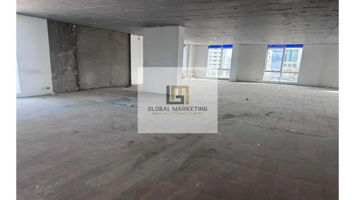 شقة حديثة للإيجار بمساحة 1500 متر