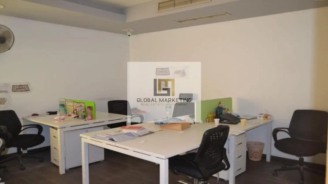شقة حديثة للإيجار بمساحة 500 متر