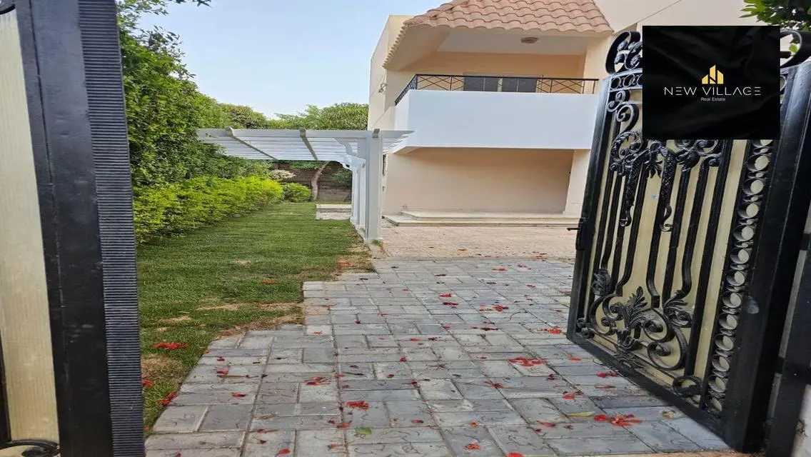 Luxury Twin House in a Prime Location
