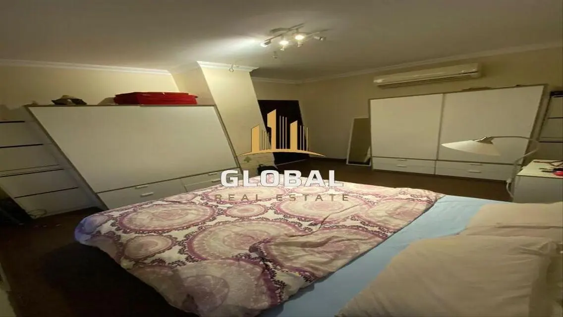 3 Bedroom Apartment in Hyde Park