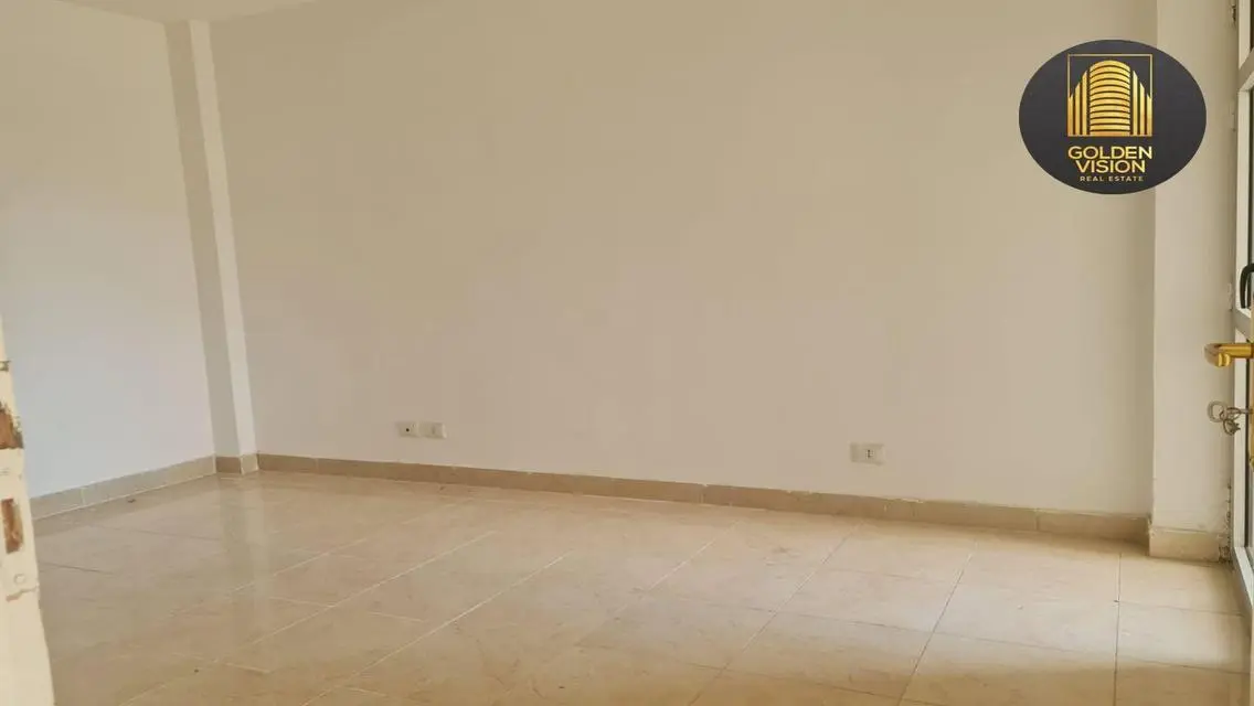 شقة مميزة ببلازا 116-B10