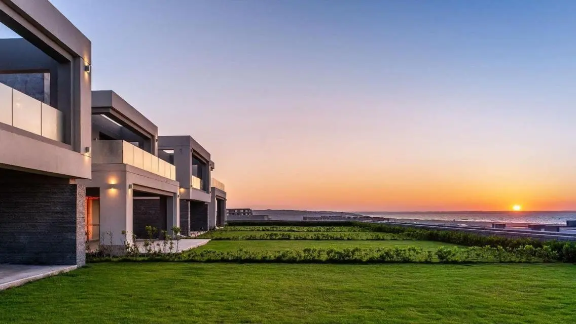 Luxury Villa with Private Garden and Pool