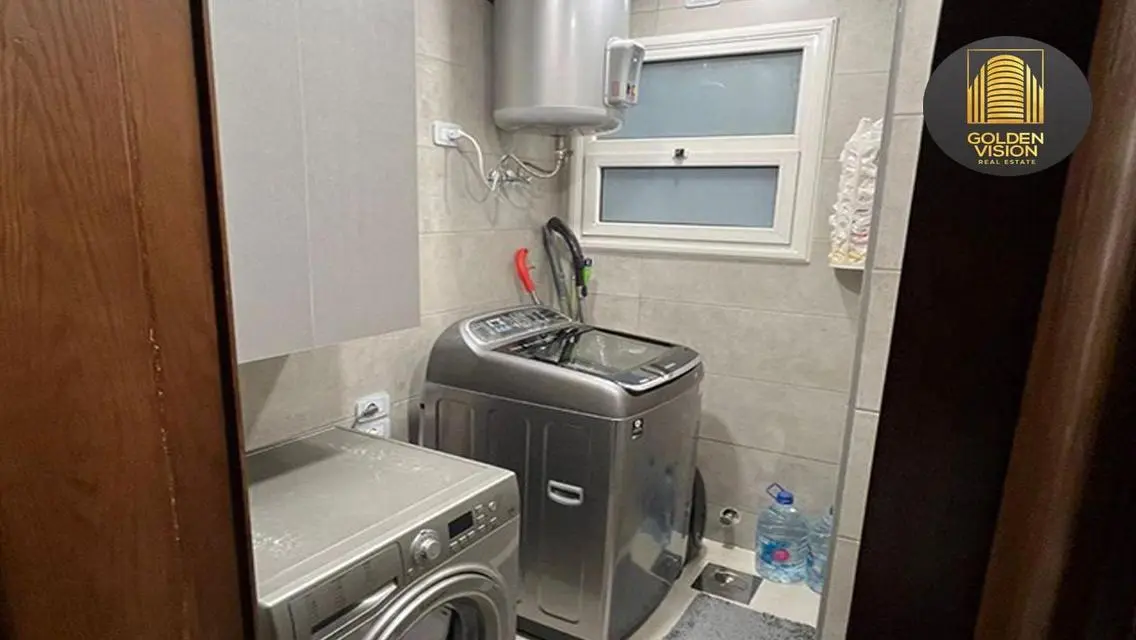 شقة فاخرة في منطقة نموذجية