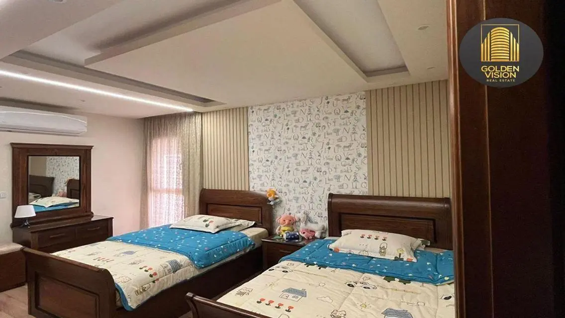 شقة فاخرة في منطقة نموذجية