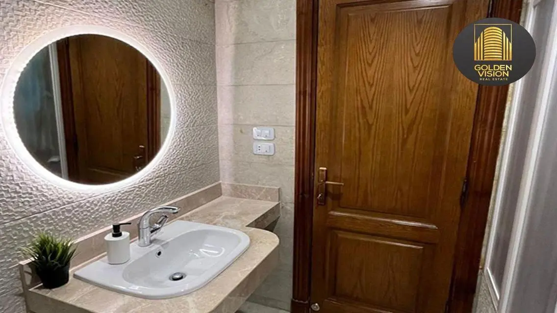 شقة فاخرة في منطقة نموذجية