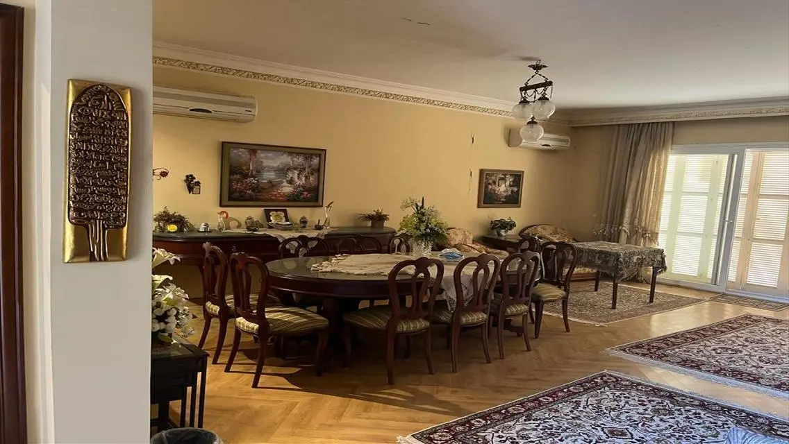 Luxurious House for Sale with 1000 Sqm