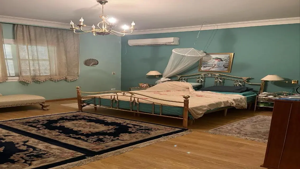 Luxurious House for Sale with 1000 Sqm