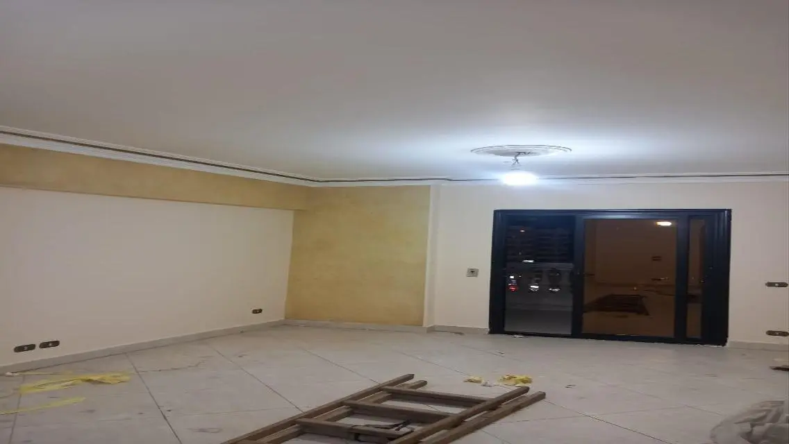 شقة للإيجار - 18000 جنيه