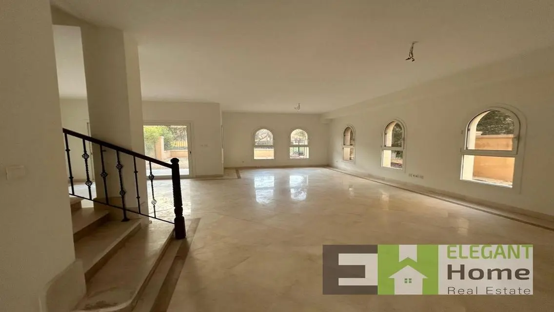 Luxury Apartment for Rent with 4 Bedrooms and 330 sqm