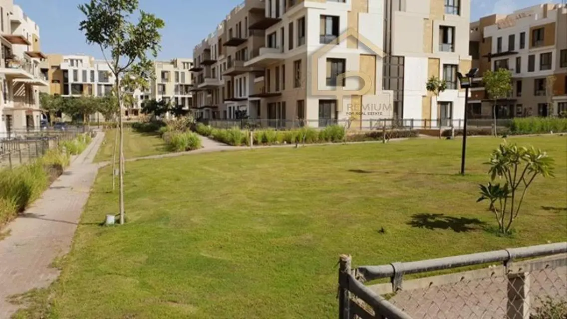 Luxurious Apartment for Rent in Beverly Hills Zayed