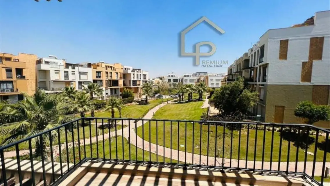 Luxurious Apartment for Rent in Beverly Hills Zayed