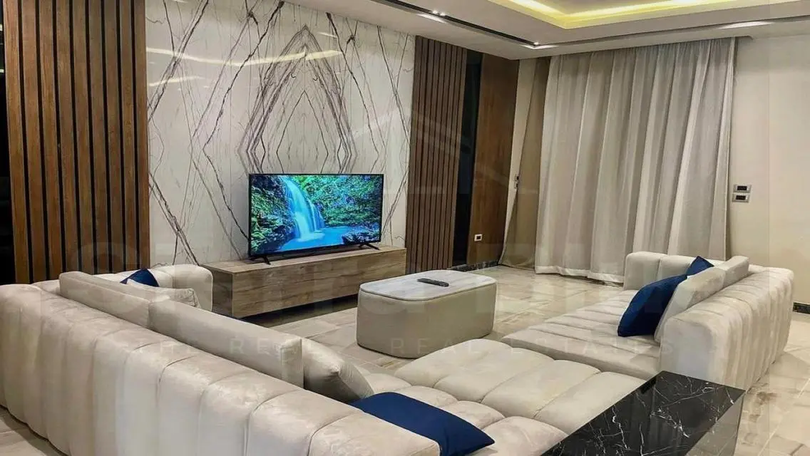 Luxury Property with All Amenities in a Prime Location