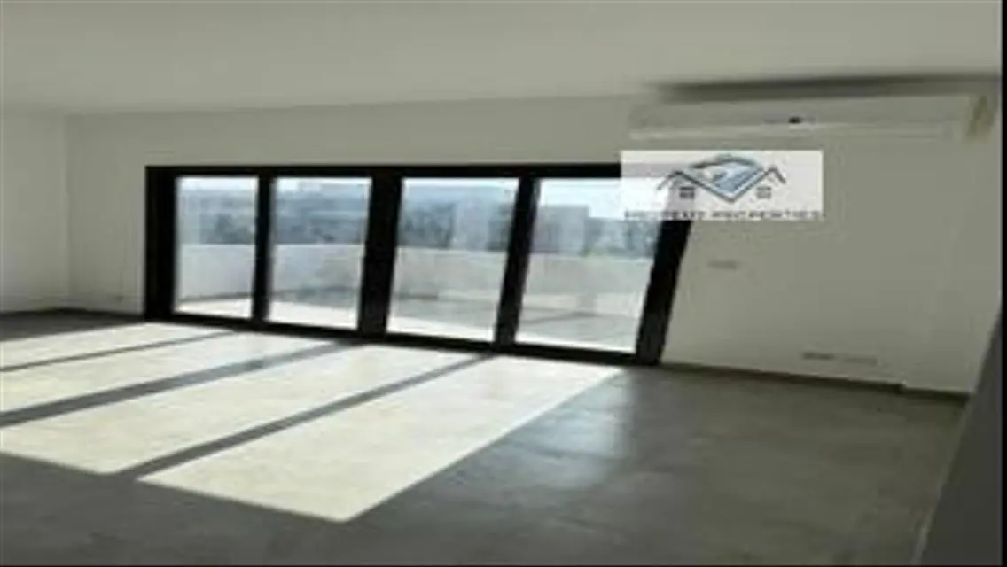 شقة جديدة للبيع بمساحة 155 متر بحيرة مطلة