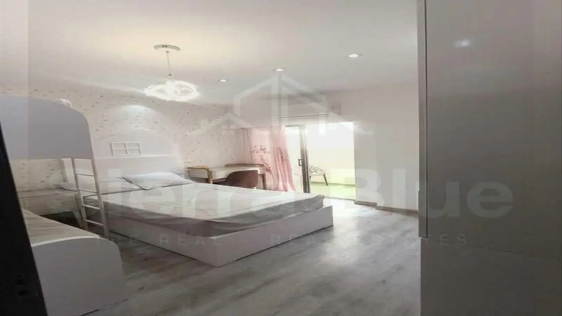 Luxurious Villa for Sale with Spacious Living