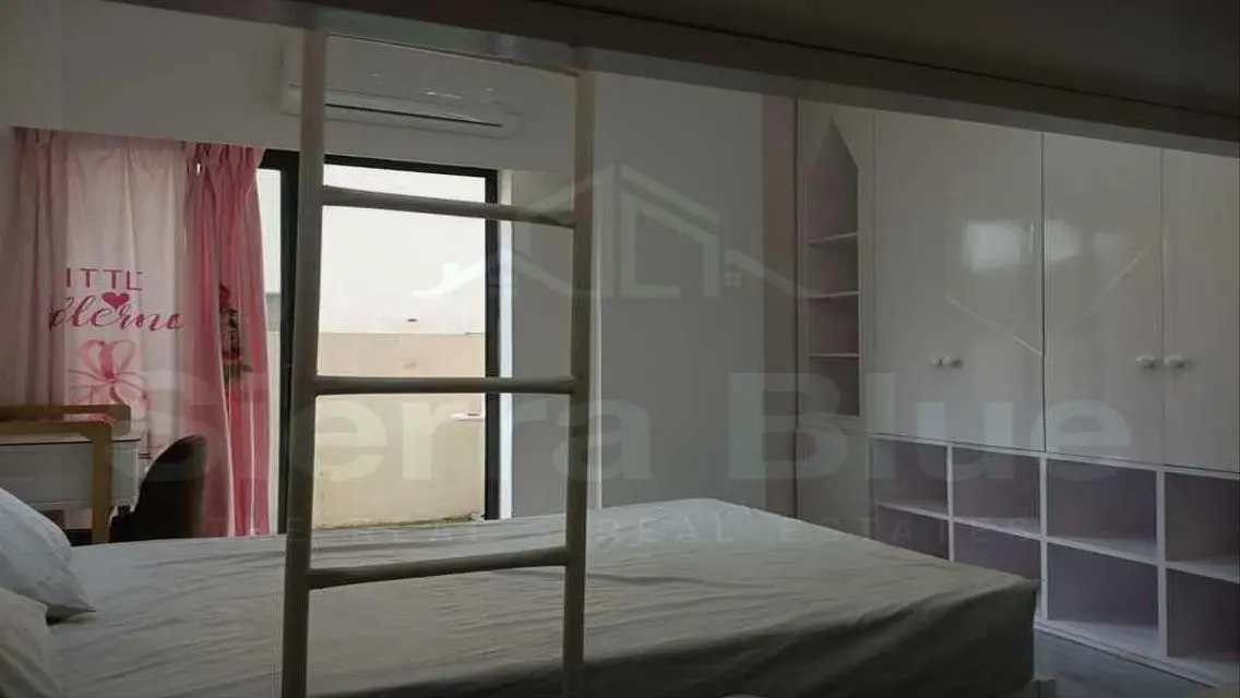 Luxurious Villa for Sale with Spacious Living