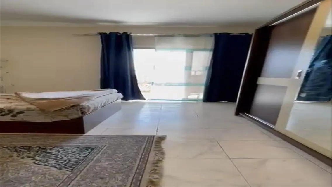 شقة فاخرة بمساحة رائعة للبيع