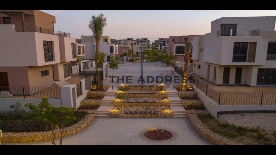 Luxury Residential Home in Sodic - 670