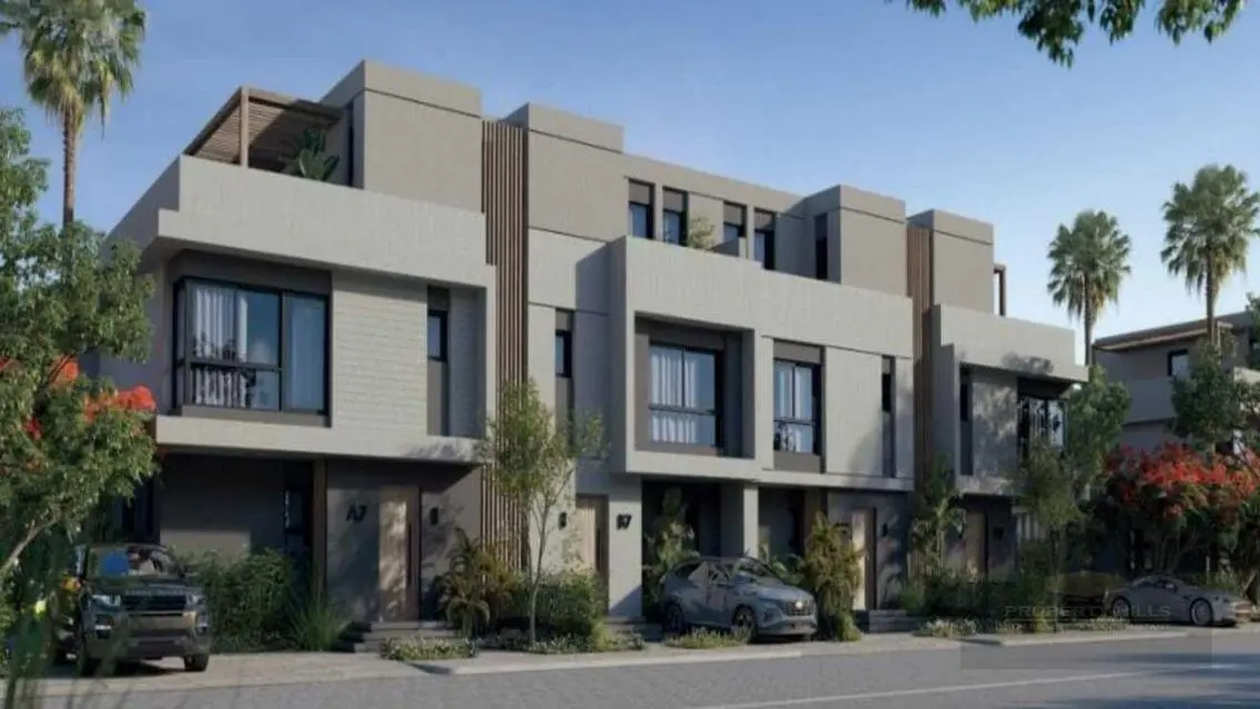 Luxury Apartment with Private Garden and Shared Pool
