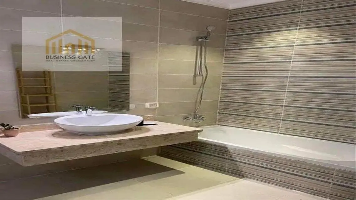 Luxury Penthouse 305 - Invest in Stunning Views