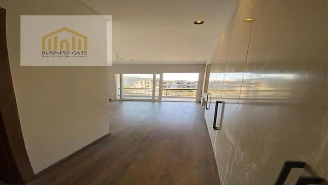 Luxury Penthouse 305 - Invest in Stunning Views